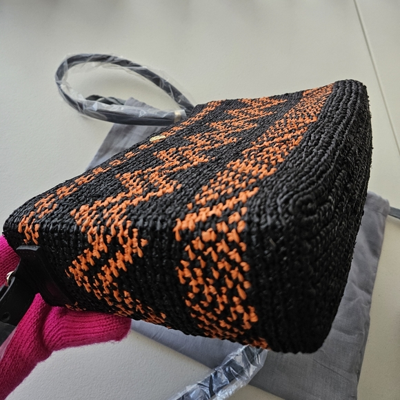 Helen Kaminski - Picture 12 of 12